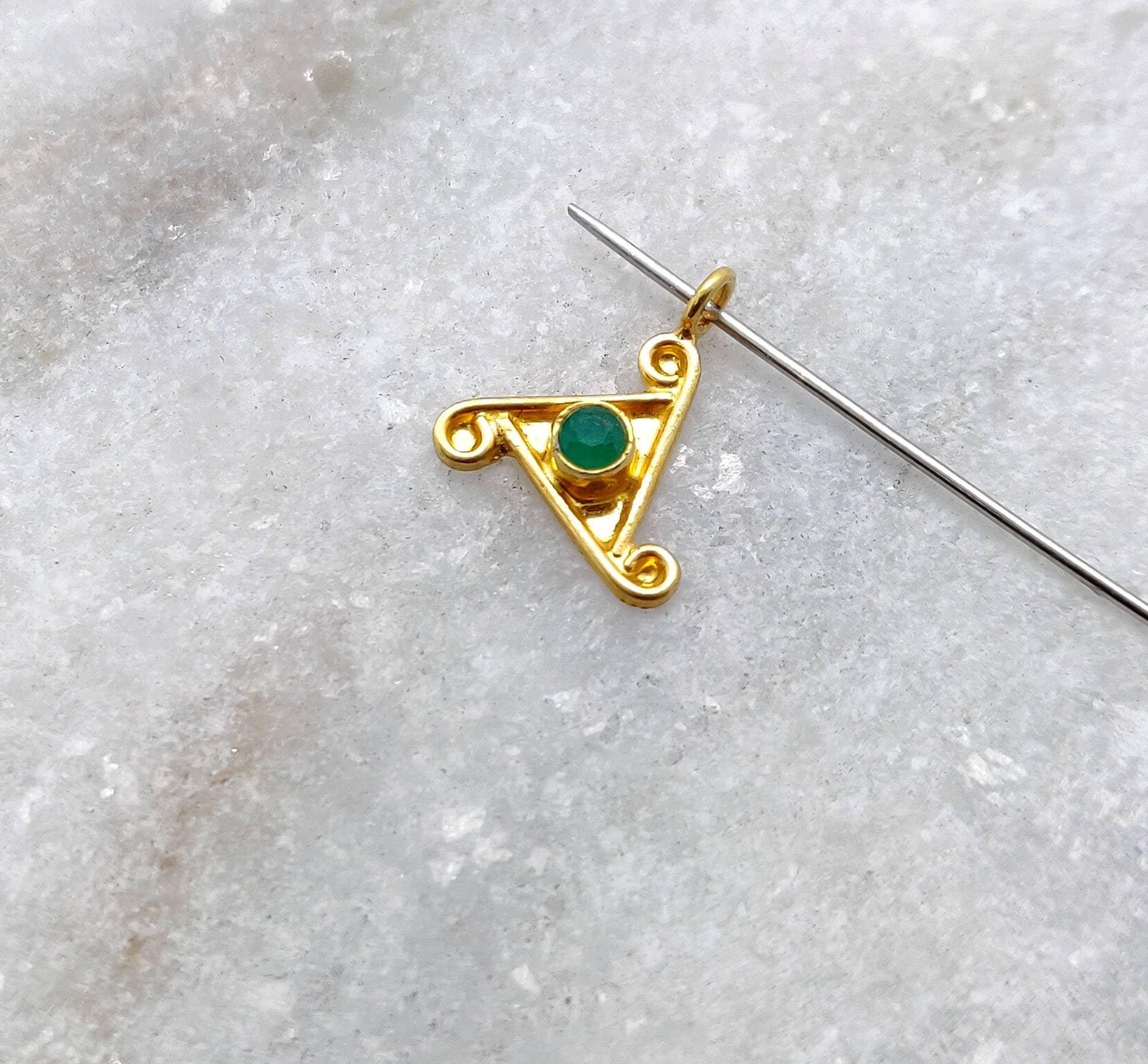 18k Yellow Gold Fancy Charm Pendant for Customized Jewelry - Sar Gems