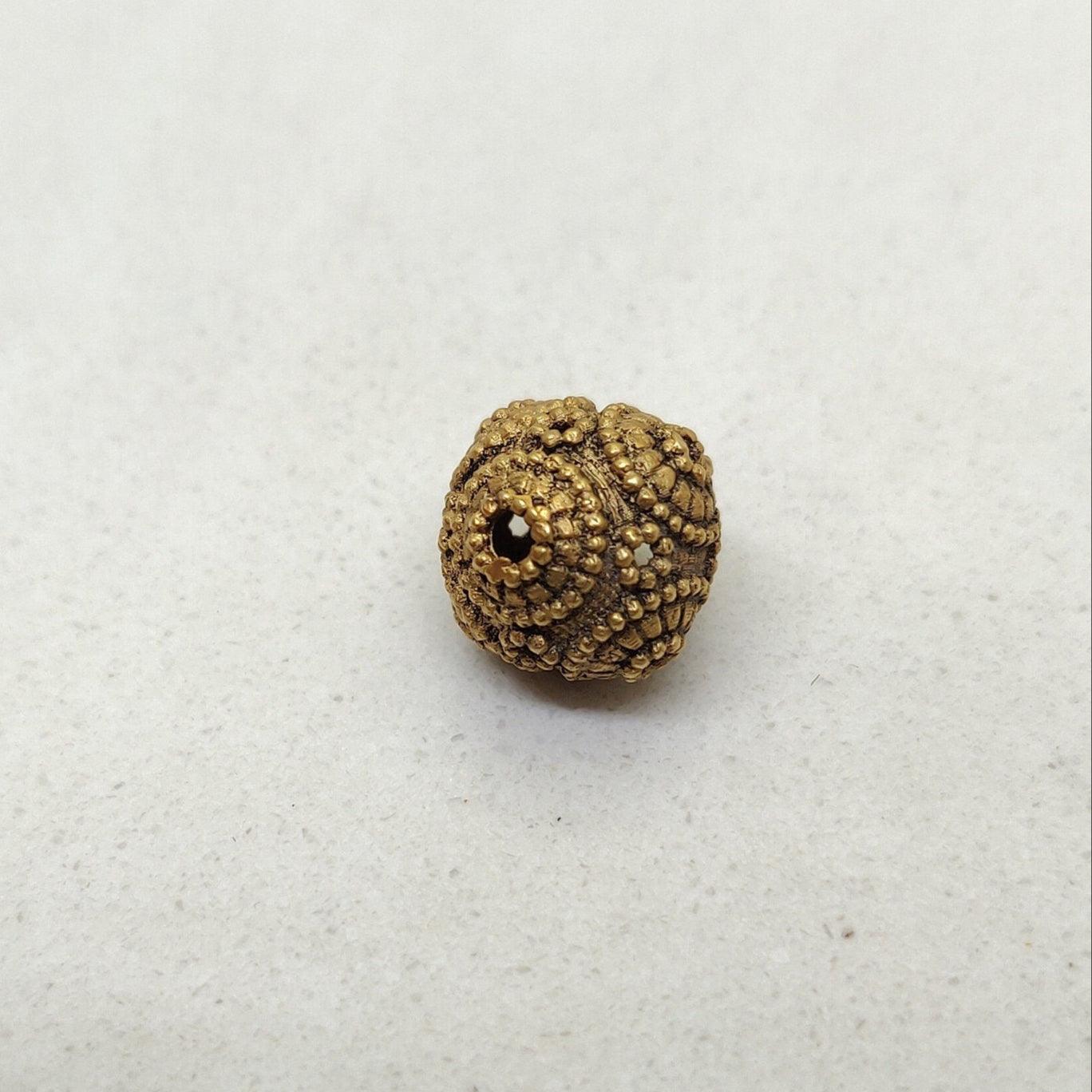 18 Karat Solid Yellow Carved Round Spacer Ball Beads