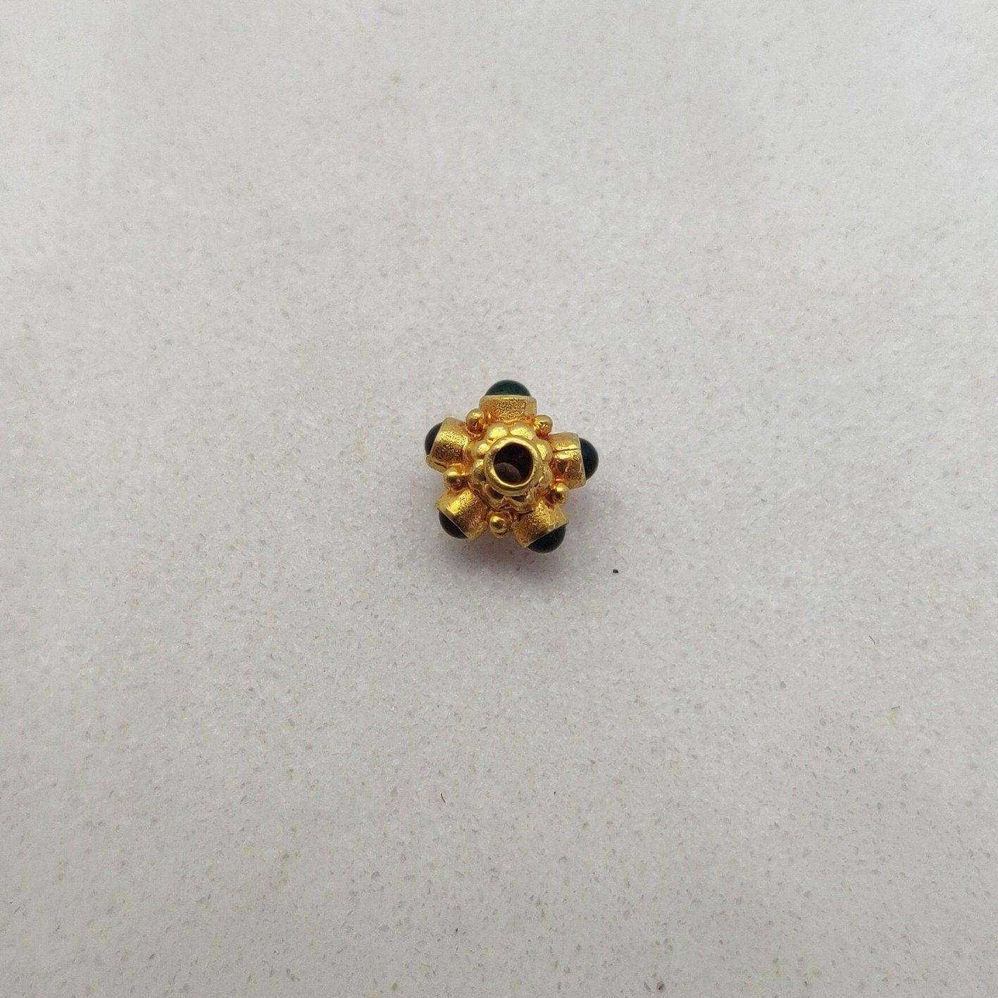 18 Karat Gold Stone Studded Wheel Spacer Beads 7mm