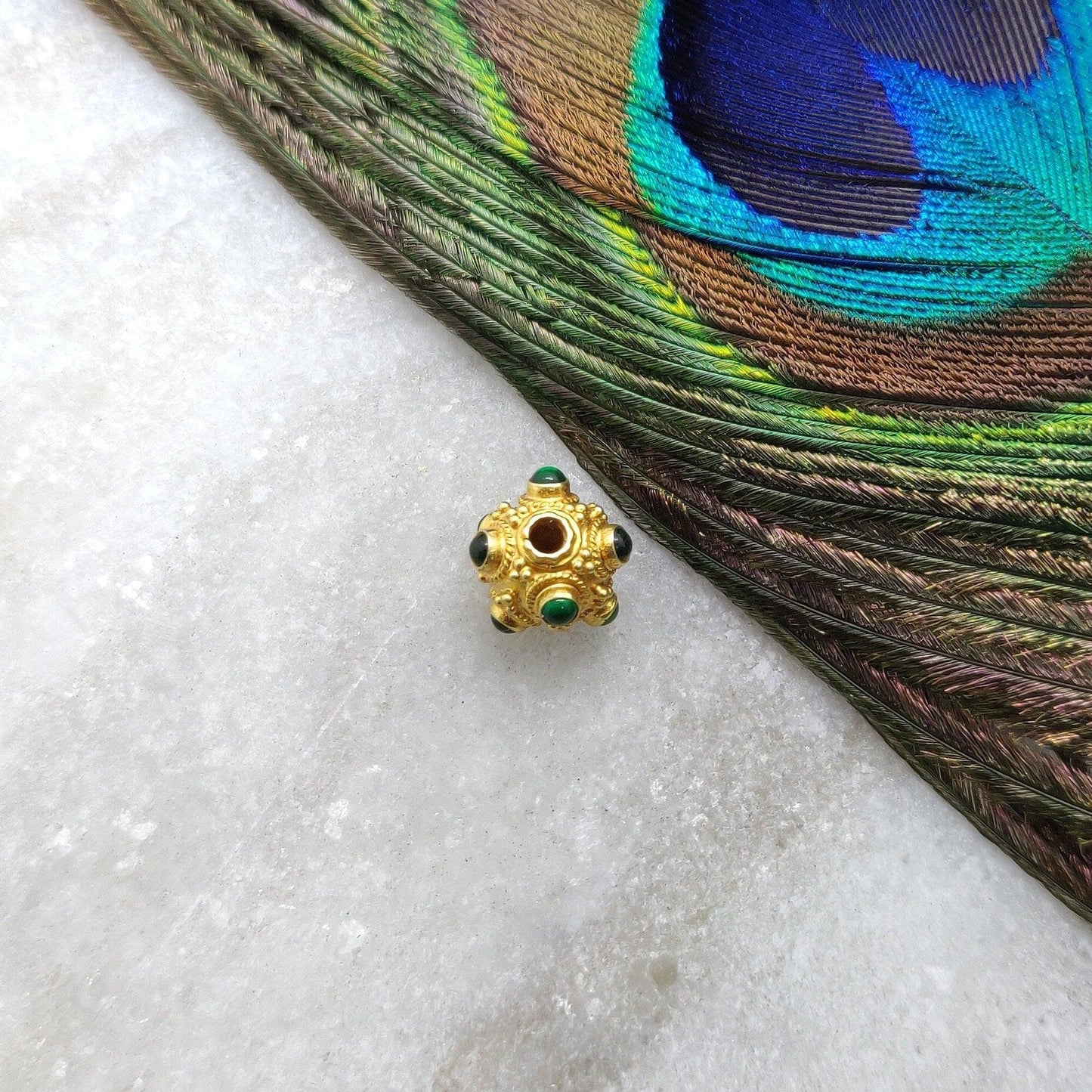 18K Gold Emerald Ball Spacer Beads 8mm