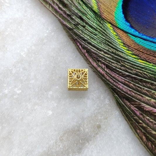 18 Carat Yellow Gold 7mm Antique Cube Gold Spacer Bead Components