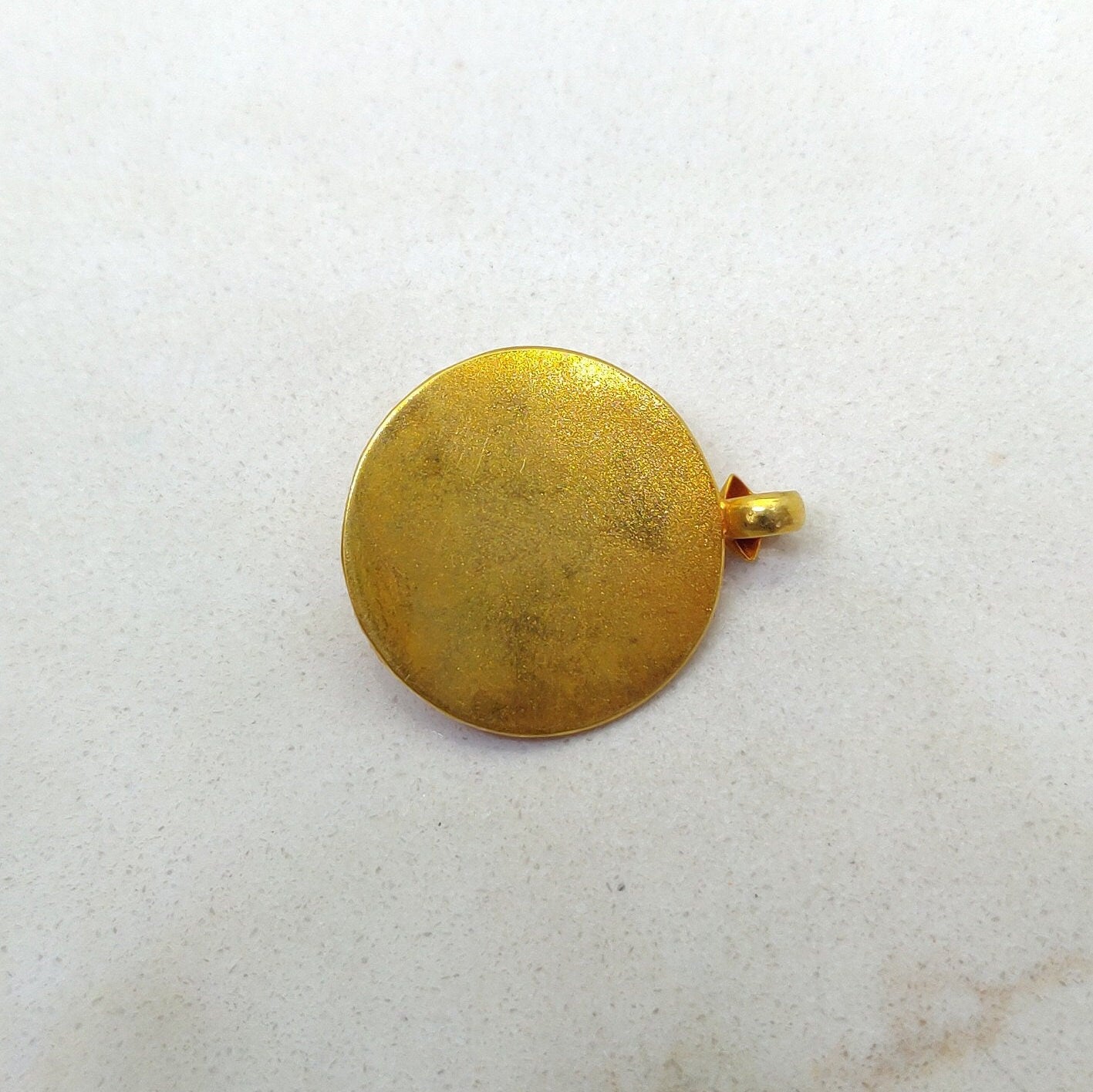 18k Yellow Gold Vintage Ruby Charm Pendant