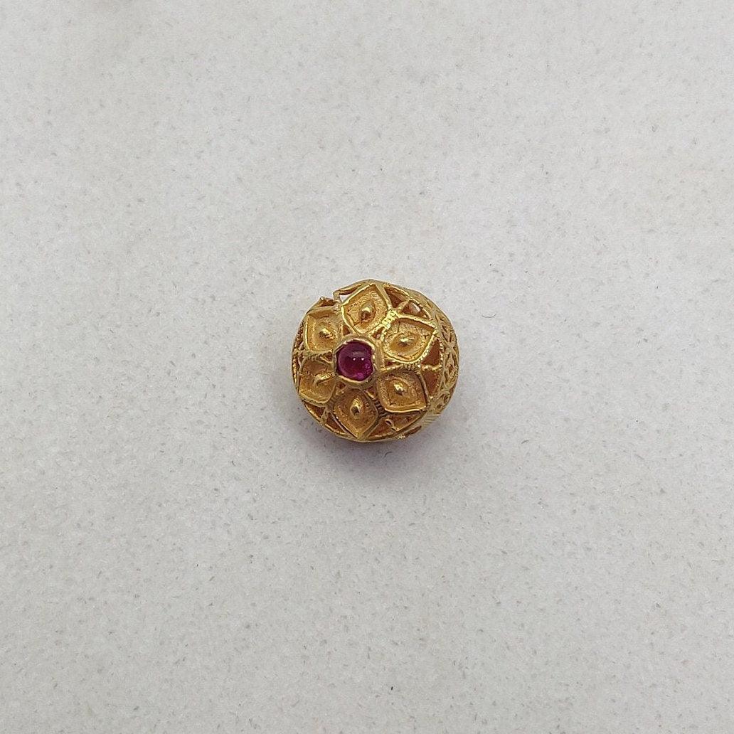 18 Carat Gold Fancy Flower Engraved Gemstone Rondelle Beads