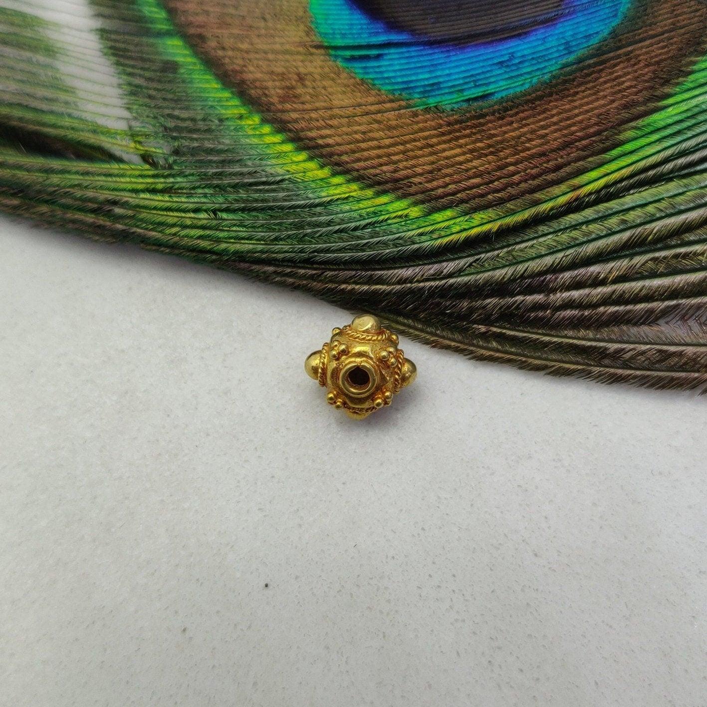 18 Carat Gold Fancy Floral Beads 9x7mm