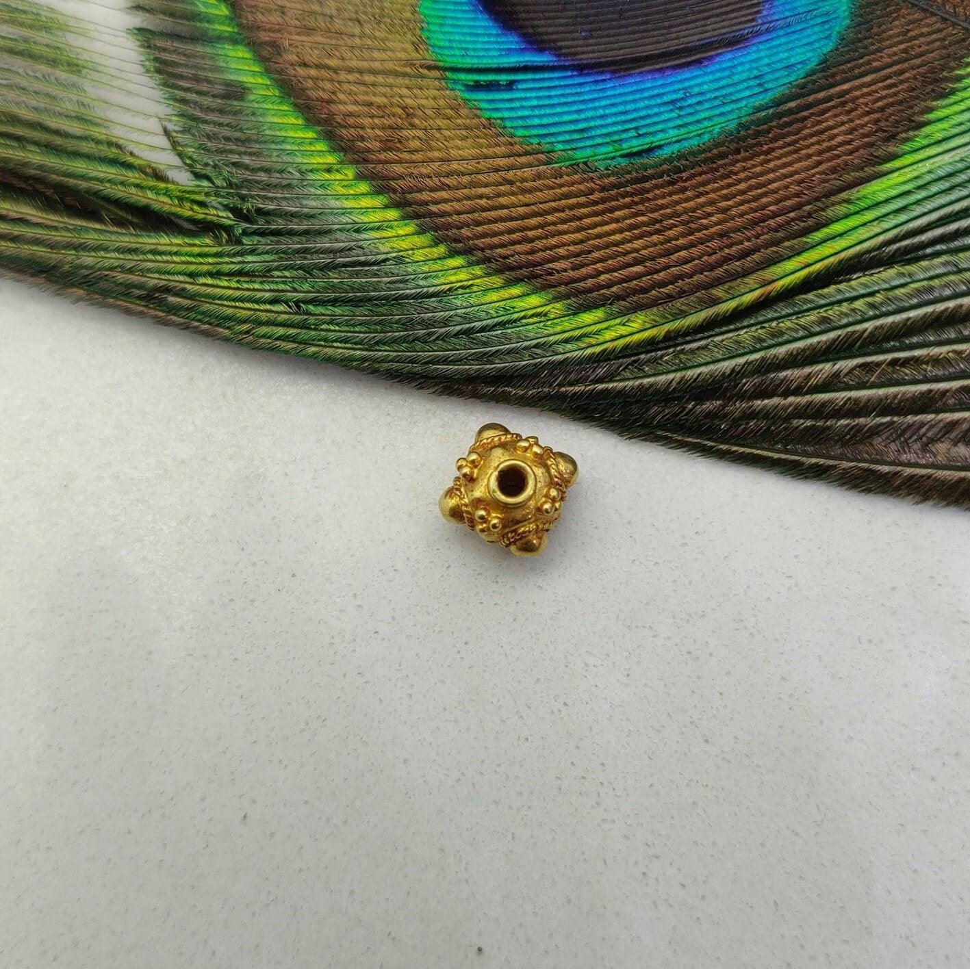 18 Carat Gold Fancy Floral Beads 9x7mm