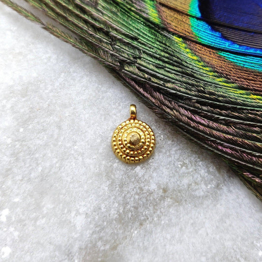 18k Solid Yellow Gold Dainty Charm Pendant 4x8mm - Sar Gems