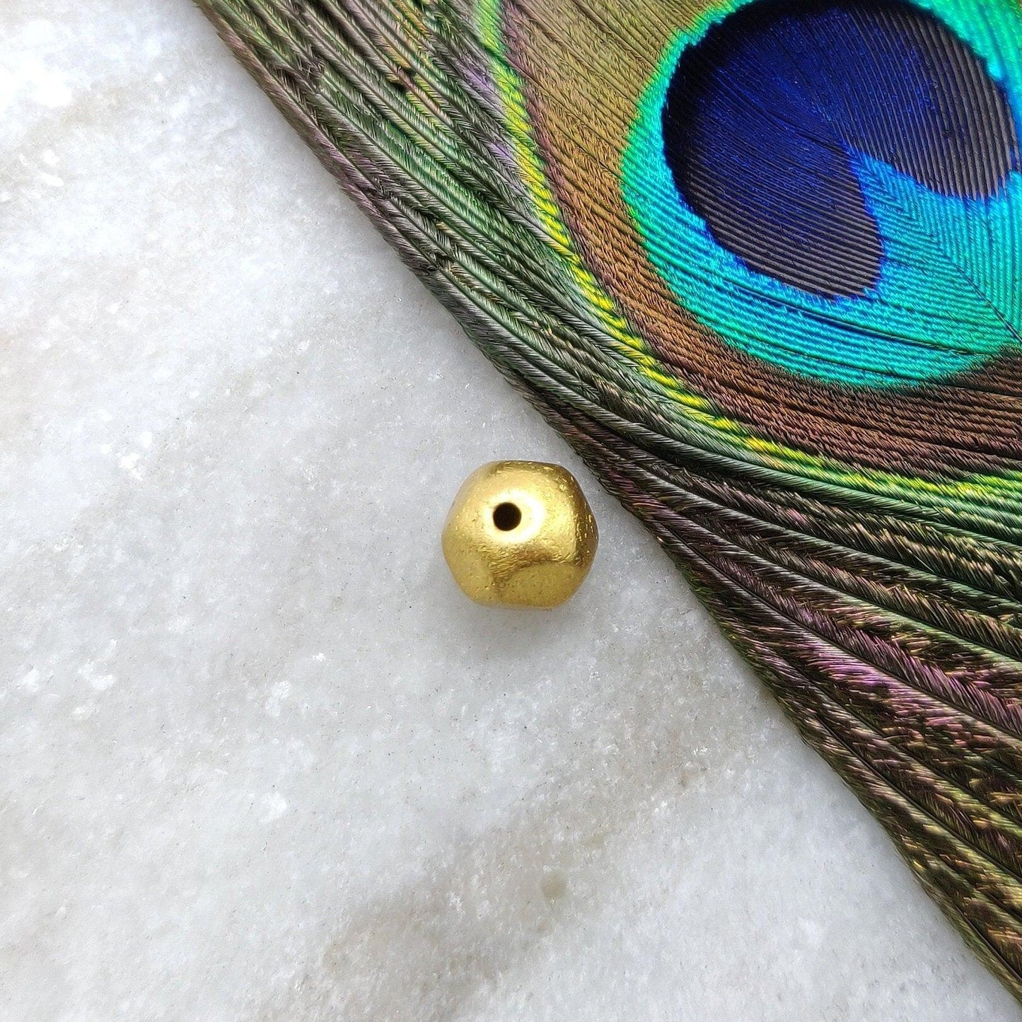 18 Karat Yellow Gold Faceted Round Beads Findings 9mm – Textured Finish