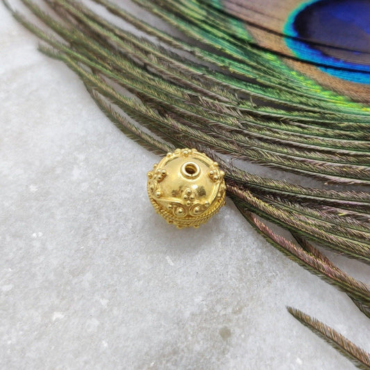 18 Carat Solid Gold Vintage Round Gold Spacer Bead Components 9x11mm for Antique Style Jewelry