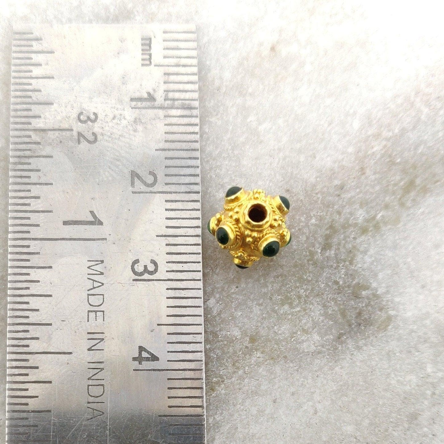 18K Gold Emerald Ball Spacer Beads 8mm