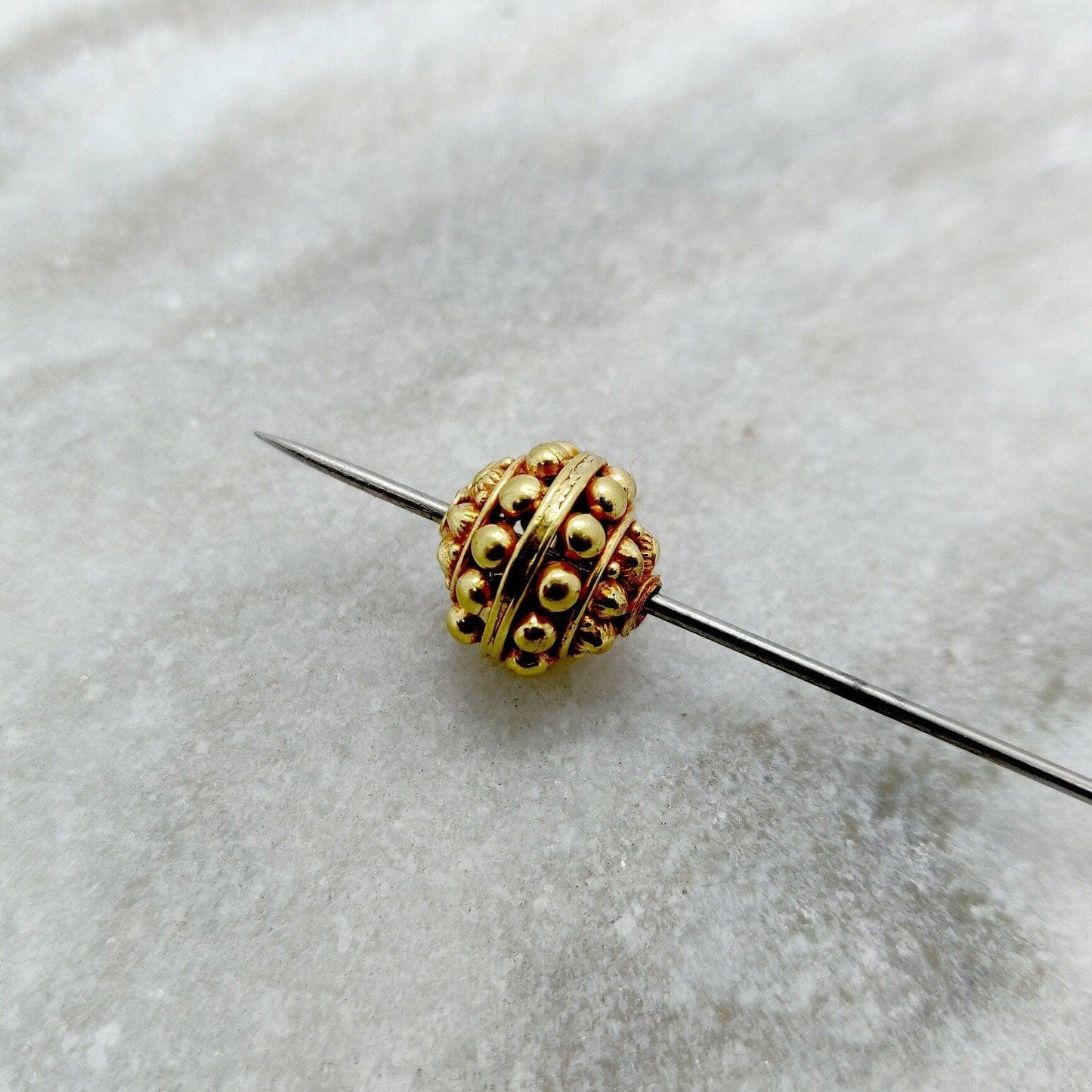 18K Gold Round Spacer Beads (Large)