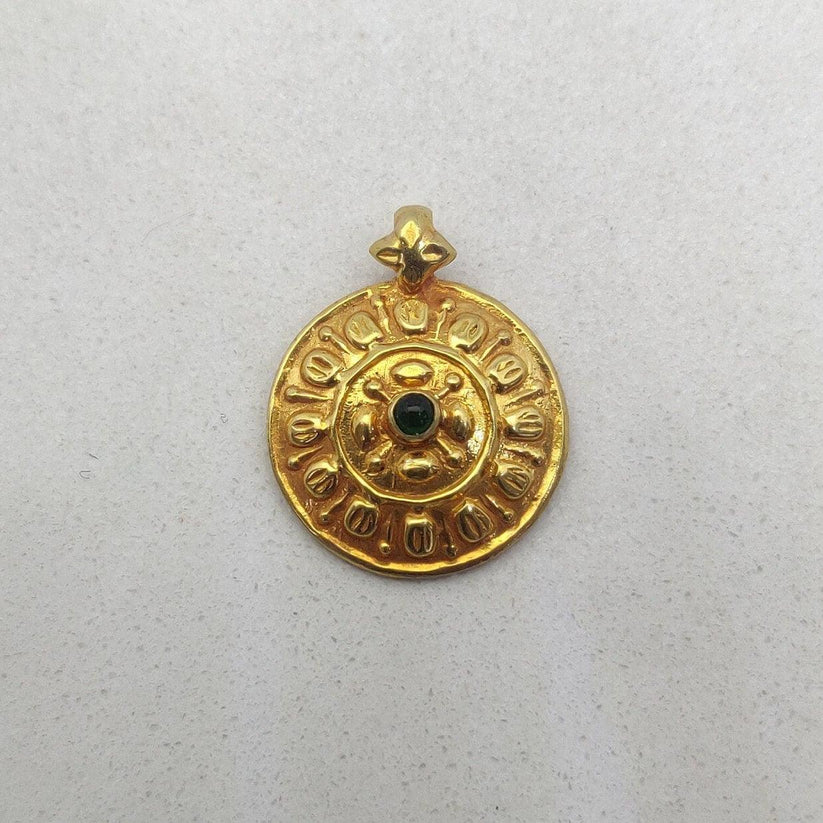 18K Solid Gold Emerald Vintage Pendant