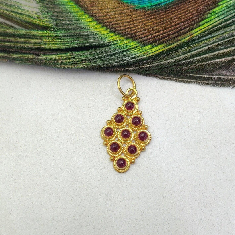 18k Yellow Gold Marquise Style Pendant With Stone Jewelry