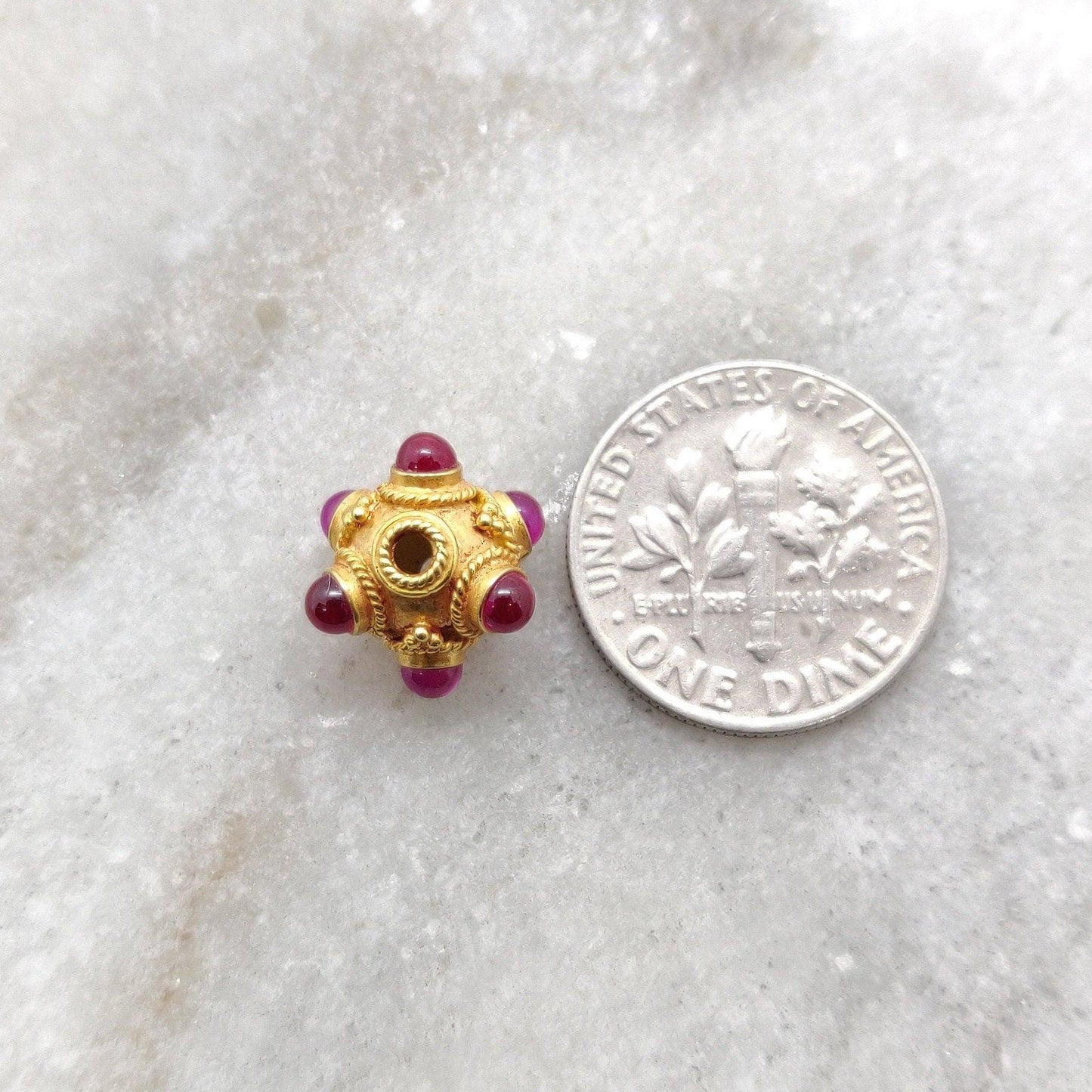 18KTT Gold Ruby Round Beads 8mm