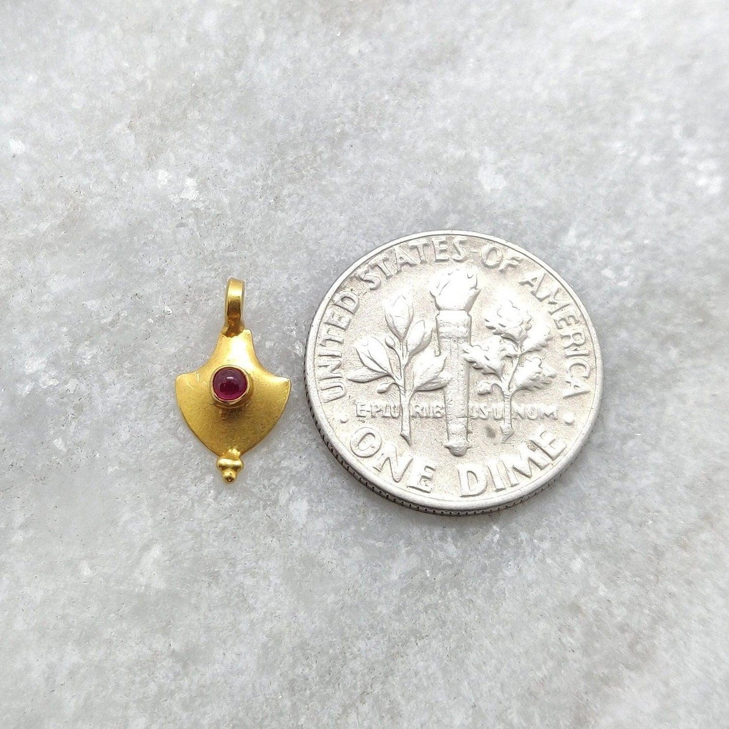 18k Solid Yellow Gold Fancy Stone Studded Charm 7x12mm - Sar Gems