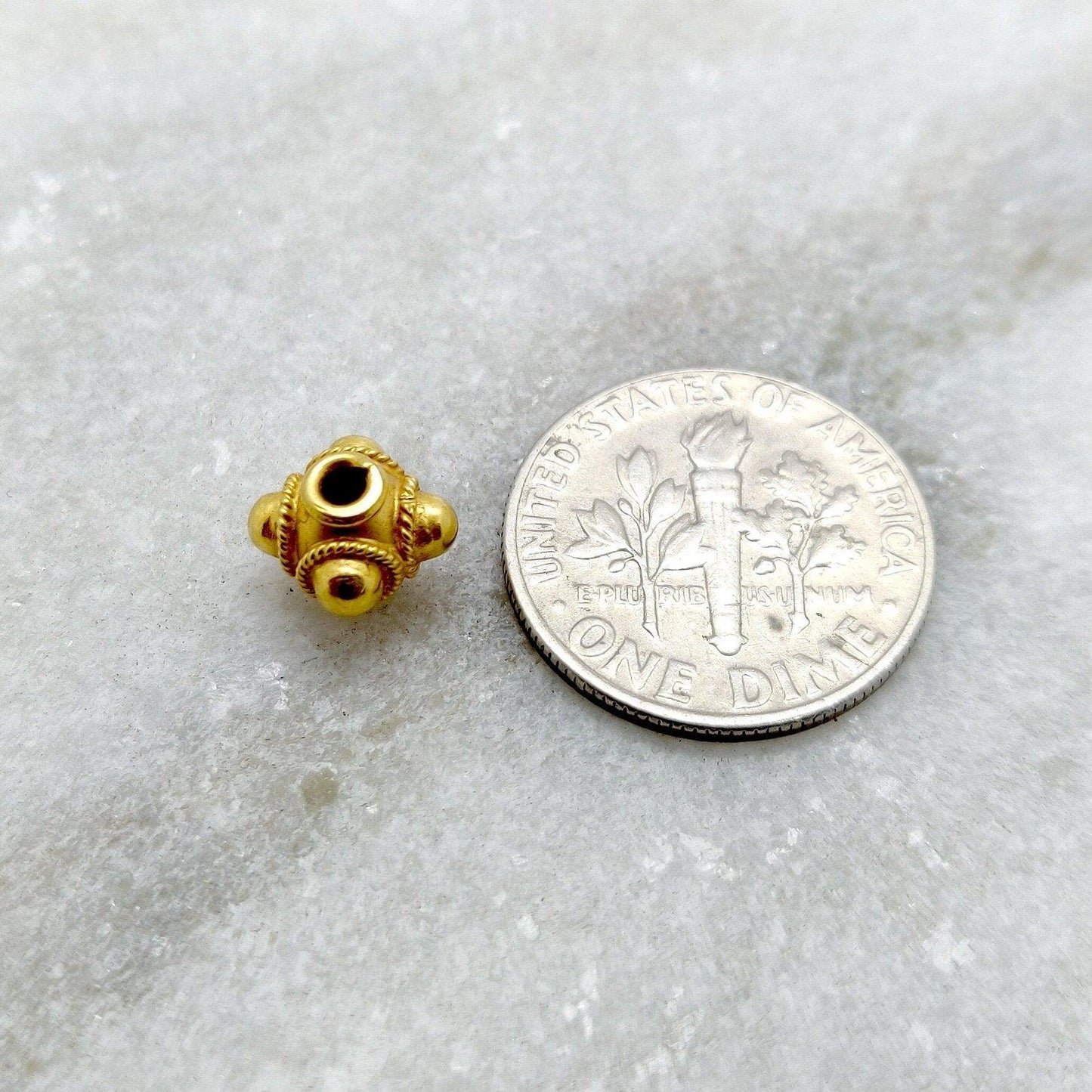 7mm 18 Karat Gold Rondelle Spacer Beads