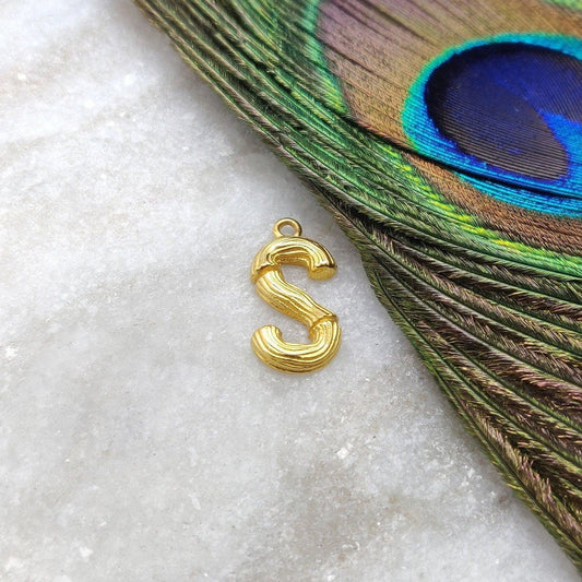 18k Solid Yellow Gold S Initial Letter Pendant