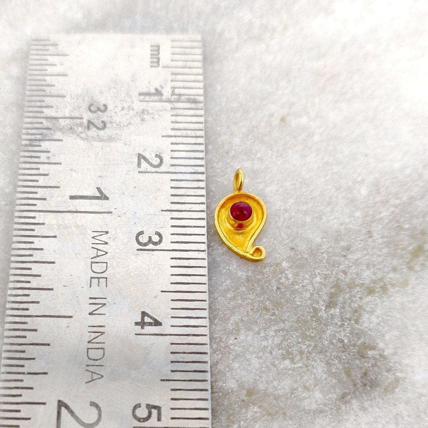 18k Solid Yellow Gold Stone Studded Leaf Charm 11x6mm - Sar Gems