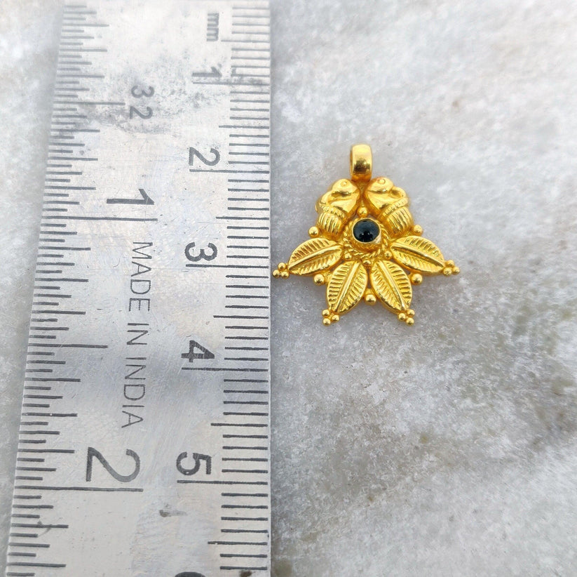 18k Solid Yellow Gold Antique Stone Charm Pendant
