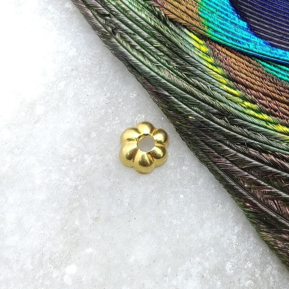 18 Karat Solid Yellow Gold-Plated Floral Bead Cap Findings Findings 5mm for Elegant Jewelry Designs