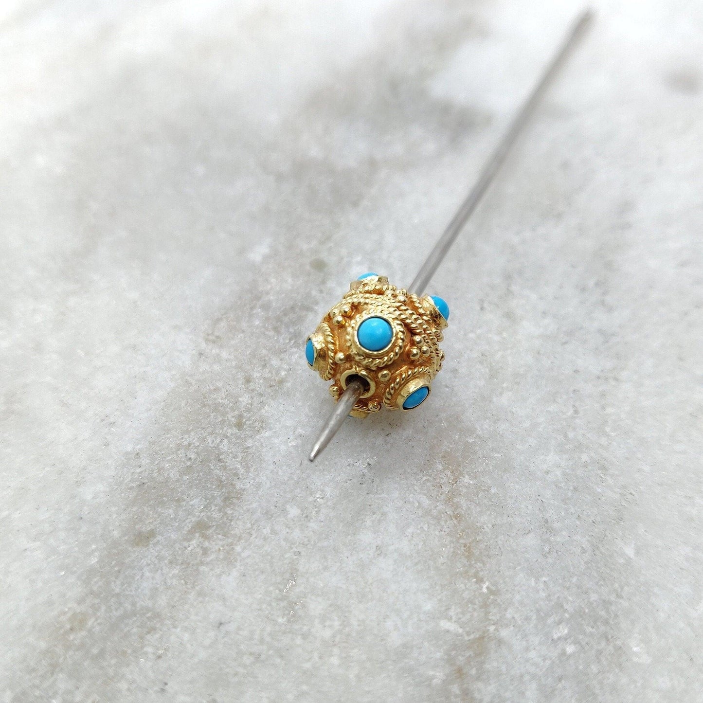 18 Carat Gold Turquoise Filigree Spacer Ball Beads