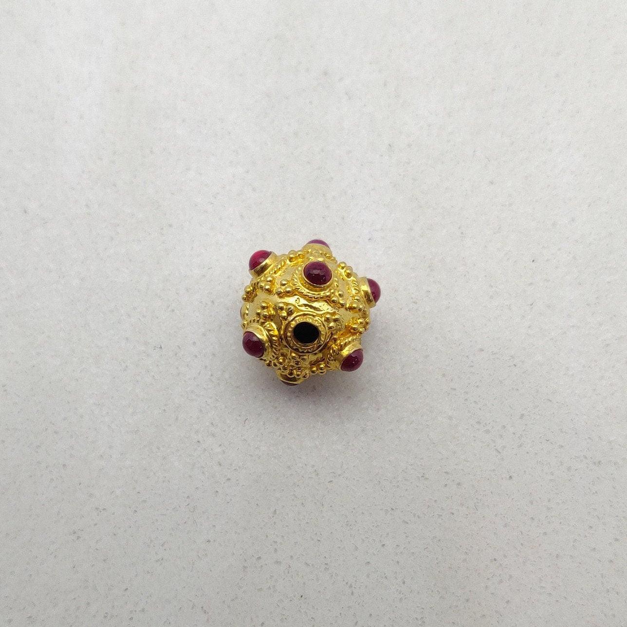 18 Carat Gold Ruby Vintage Ball Spacer Beads-11 mm