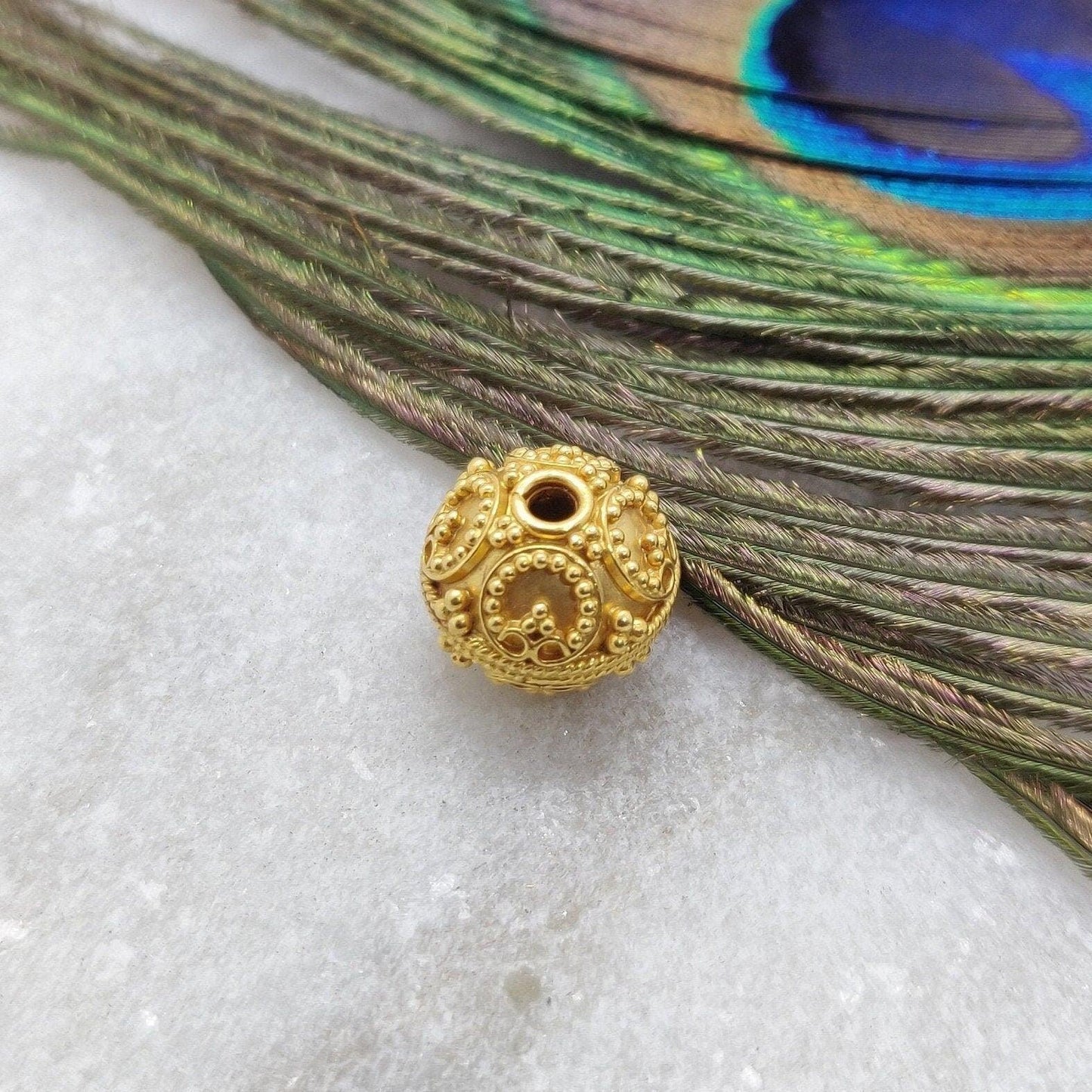 18 Carat Solid Yellow Gold Round Ball Gold Spacer Bead Components 10x11mm