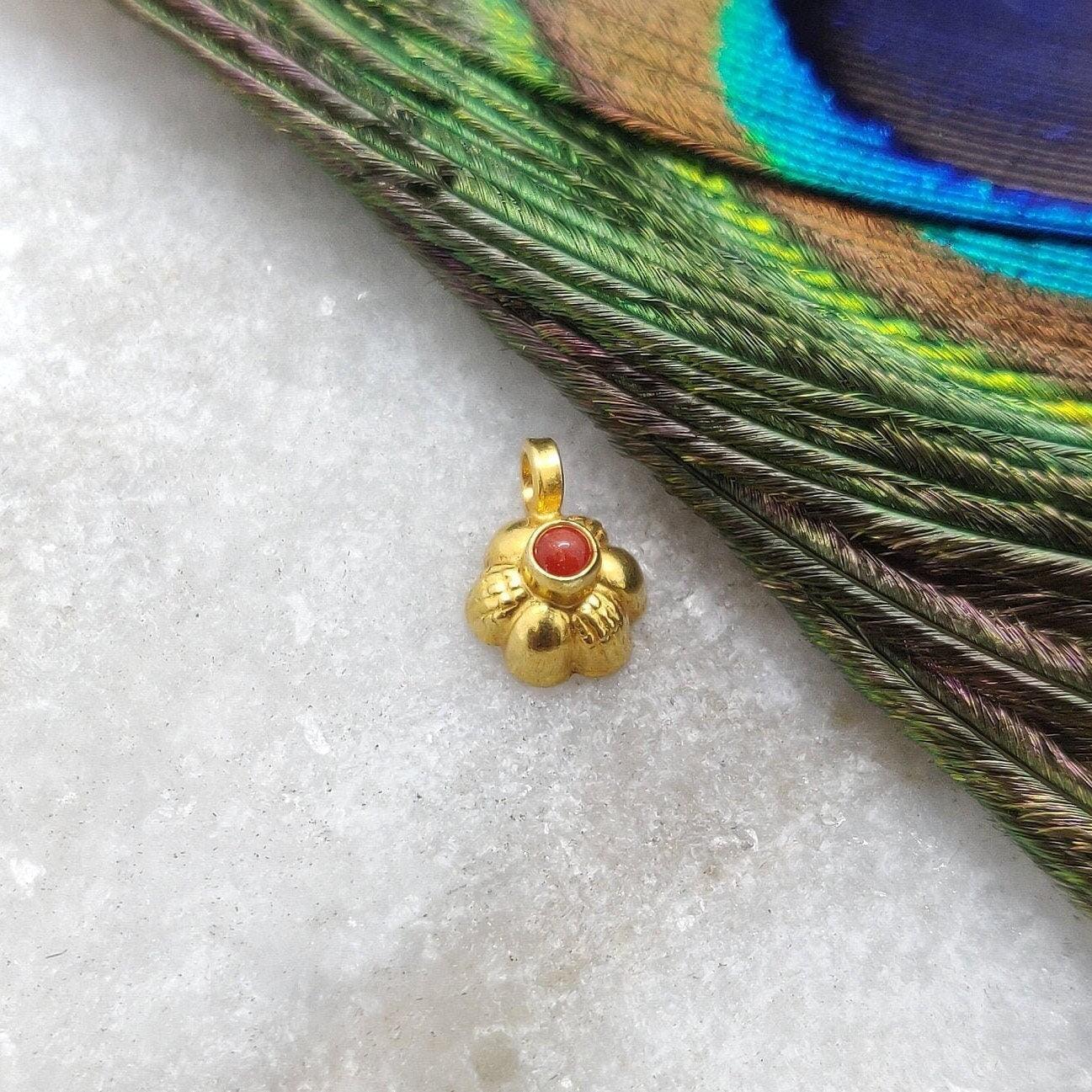 18k Solid Yellow Gold Fancy Coral Charm Pendant 6x8mm - Sar Gems