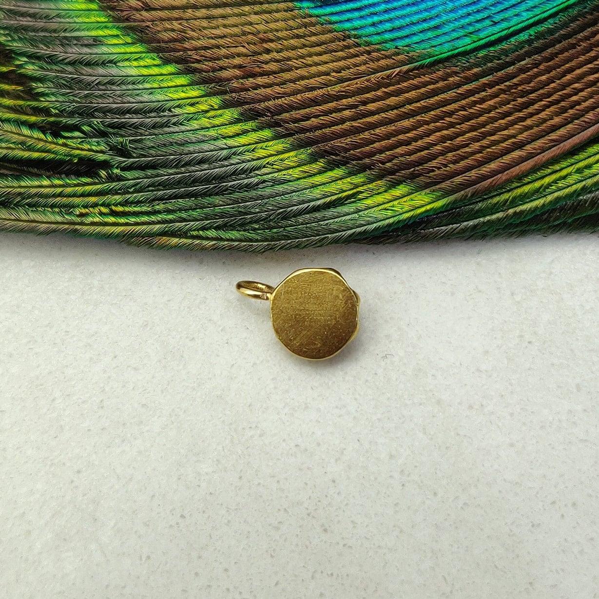 18k Solid Yellow Gold Fancy Carved Charm Pendant 9mm - Sar Gems