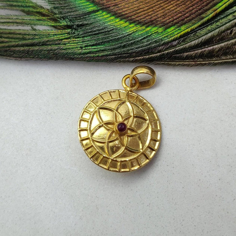 18k Solid Yellow Gold Ruby Fancy Pendant-20 mm