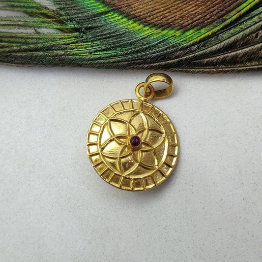 18k Solid Yellow Gold Ruby Fancy Pendant-20 mm