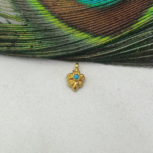 18K Solid Yellow Gold Stone Studded Women Charm Pendant - Sar Gems