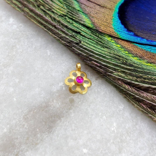 18k Solid Yellow Gold Floral Charm Pendant 8mm - Sar Gems