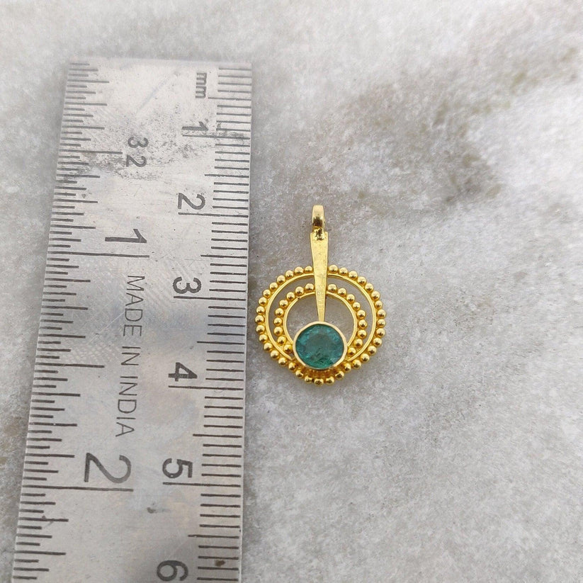 18k Solid Yellow Gold Emerald Charm Pendant
