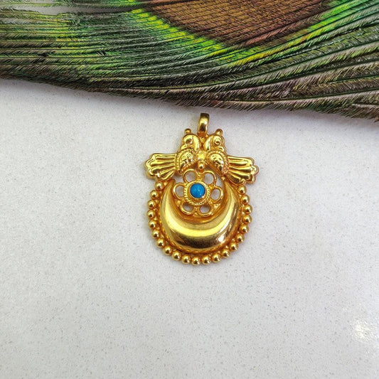 18k Solid Yellow Gold Turquoise Love Birds with Moon Pendant