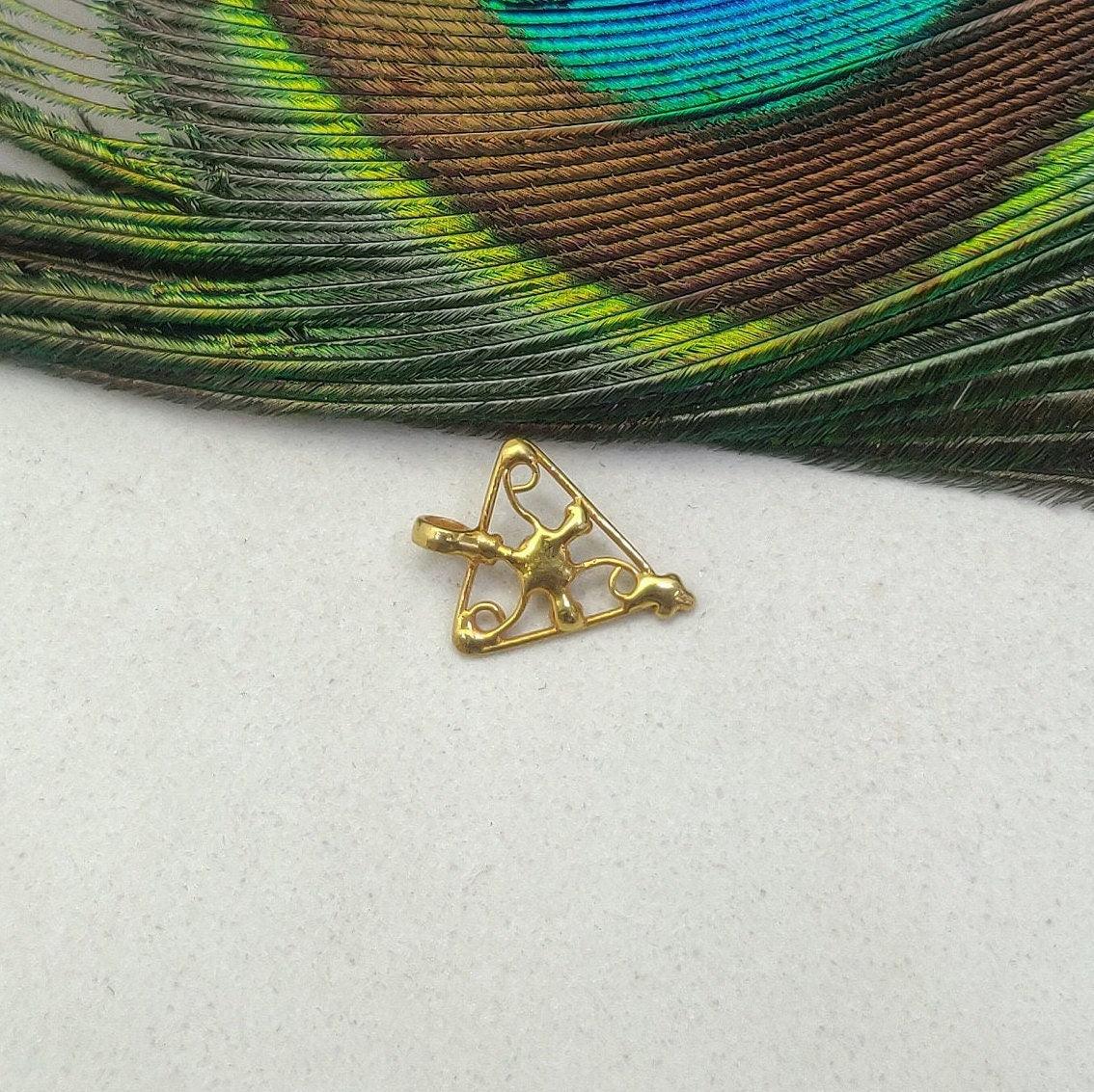 18k Solid Yellow Gold Stone Studded Triangle Charm 12x11mm - Sar Gems
