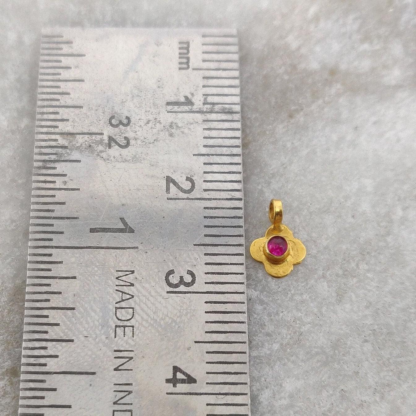 18k Solid Yellow Gold Stone Studded Floral Pendant Charm 8mm - Sar Gems