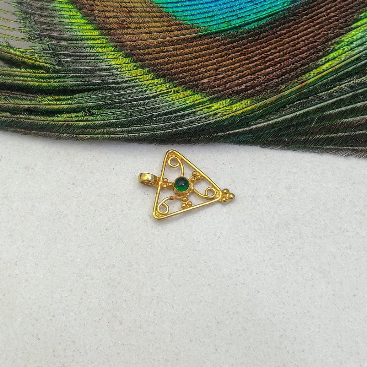 18k Solid Yellow Gold Stone Studded Triangle Charm 12x11mm - Sar Gems