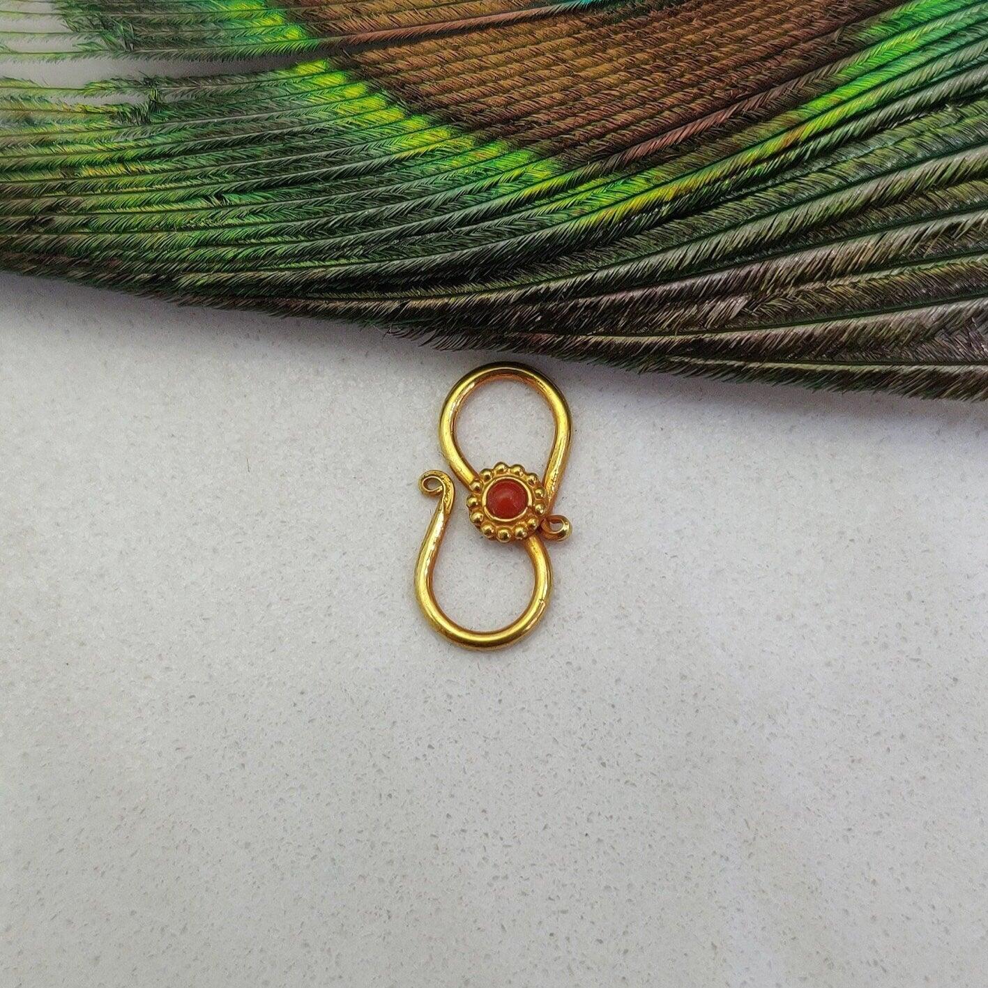 18KT Gold Coral S-Clasp Finding 16mm: Natural Gemstone