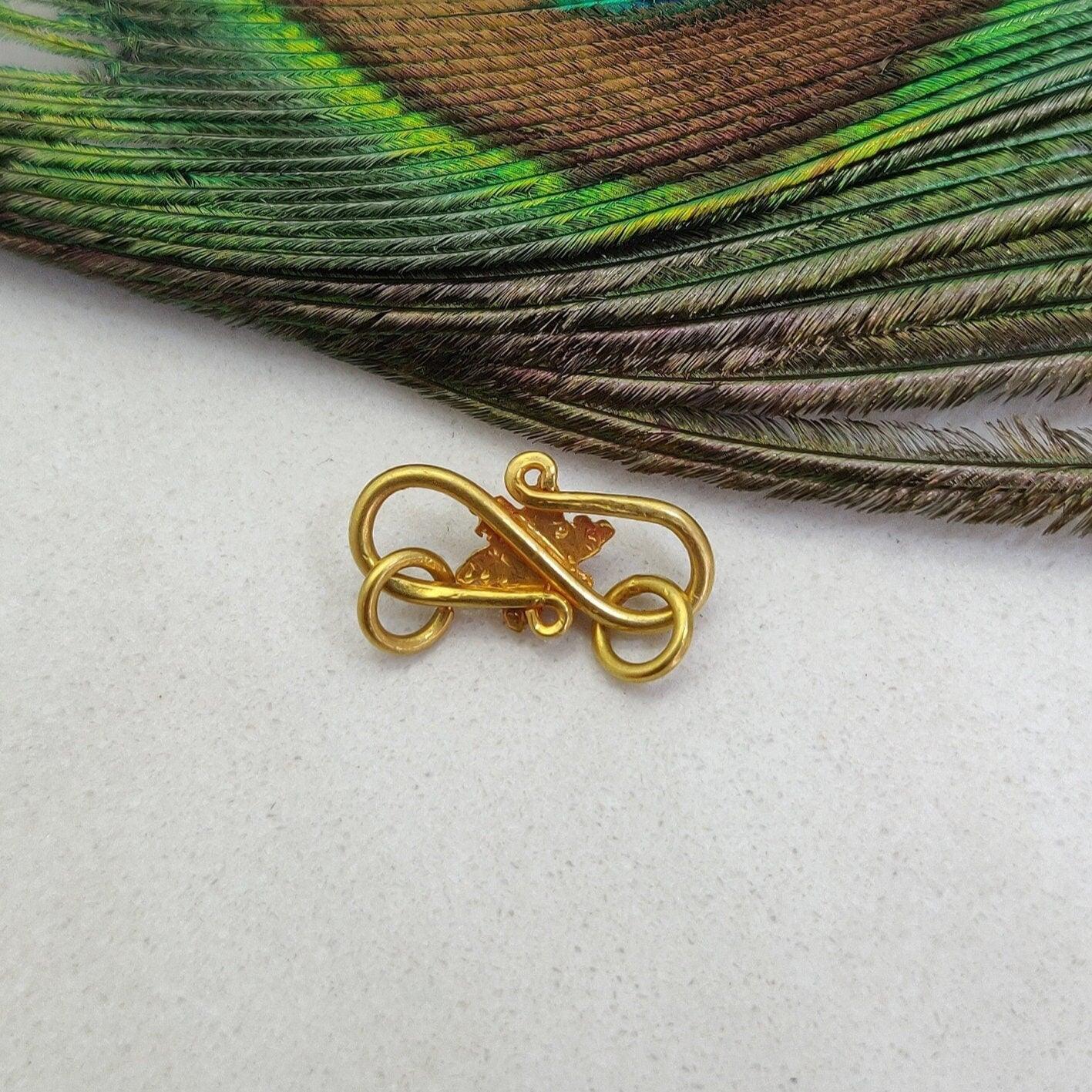 18 Karat Gold Turquoise Stones S-Clasp Finding 17mm: Blue