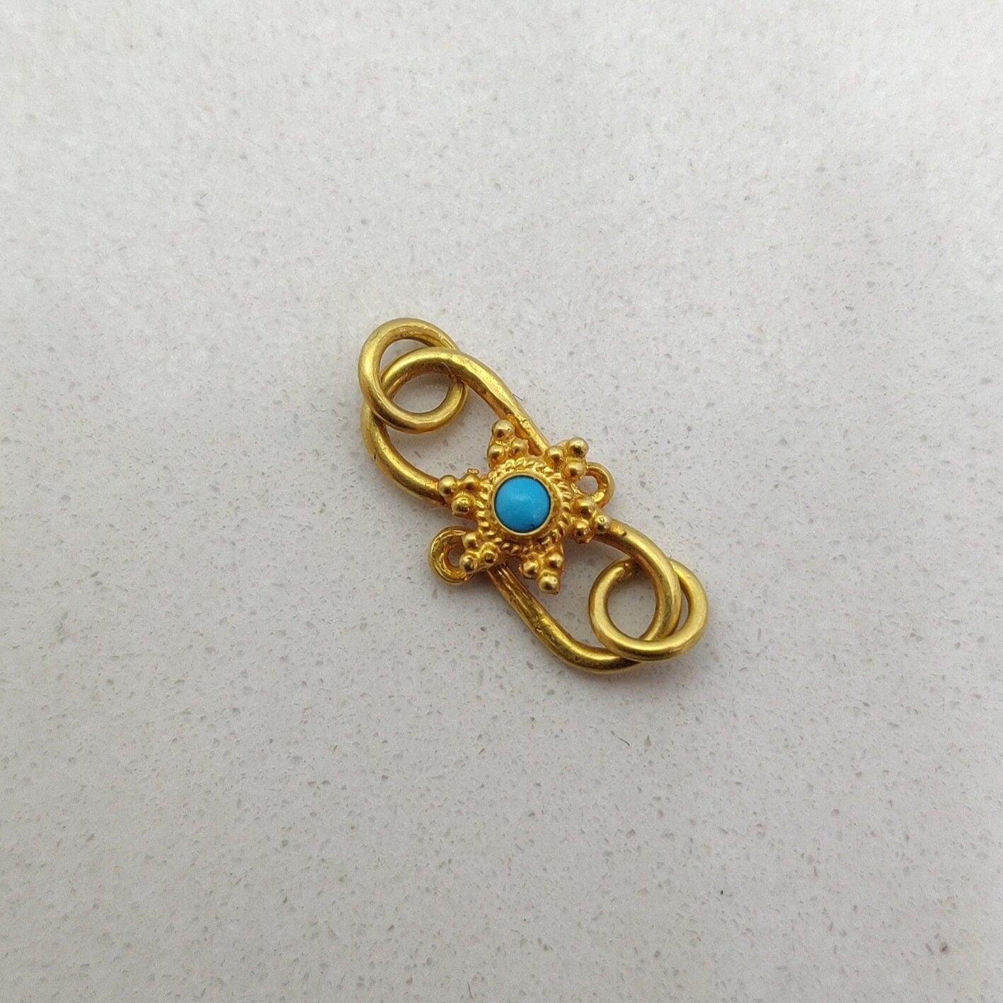 18 Karat Gold Turquoise Stones S-Clasp Finding 17mm: Blue