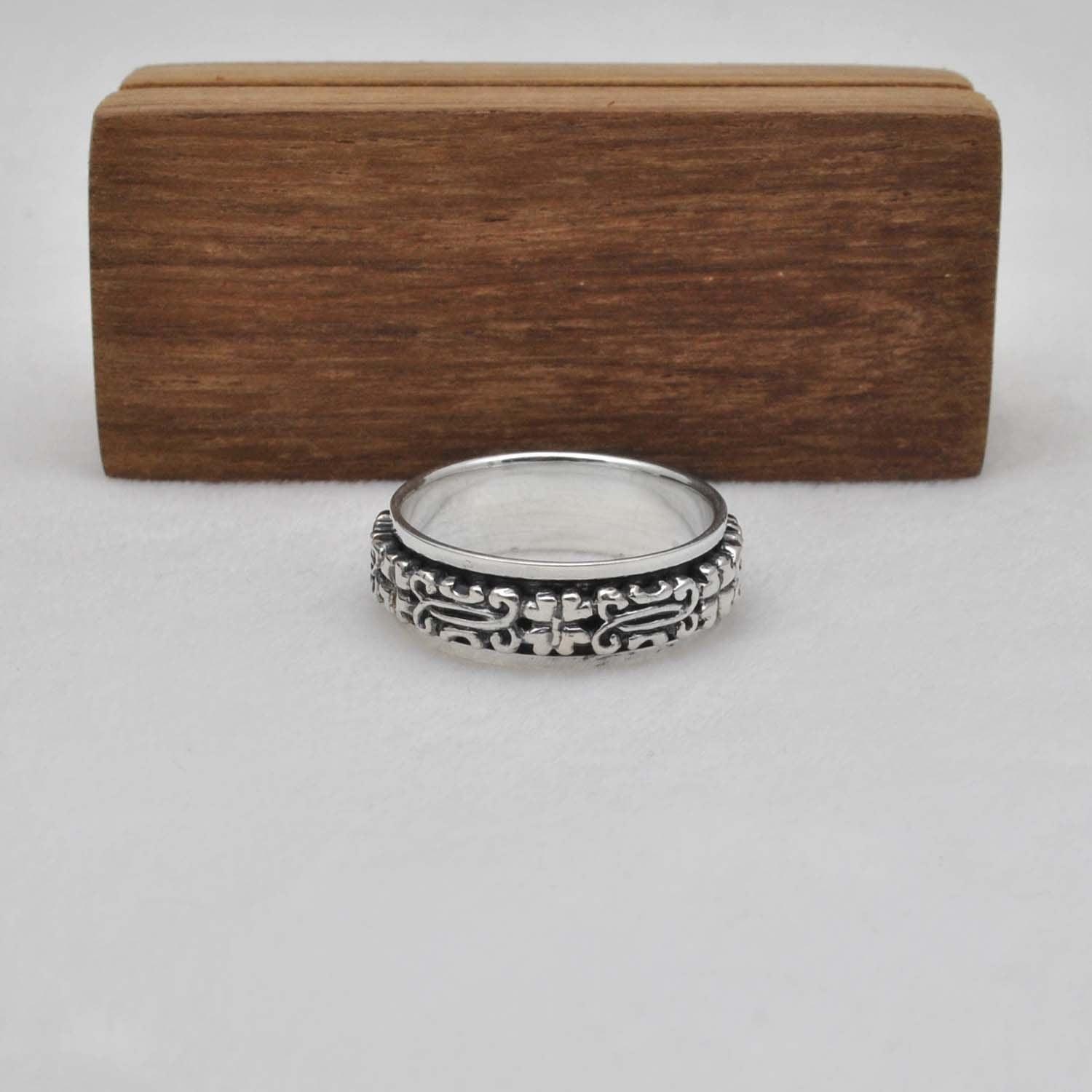 Spinner ring Sterling Silver Size 14 - SAR Gems