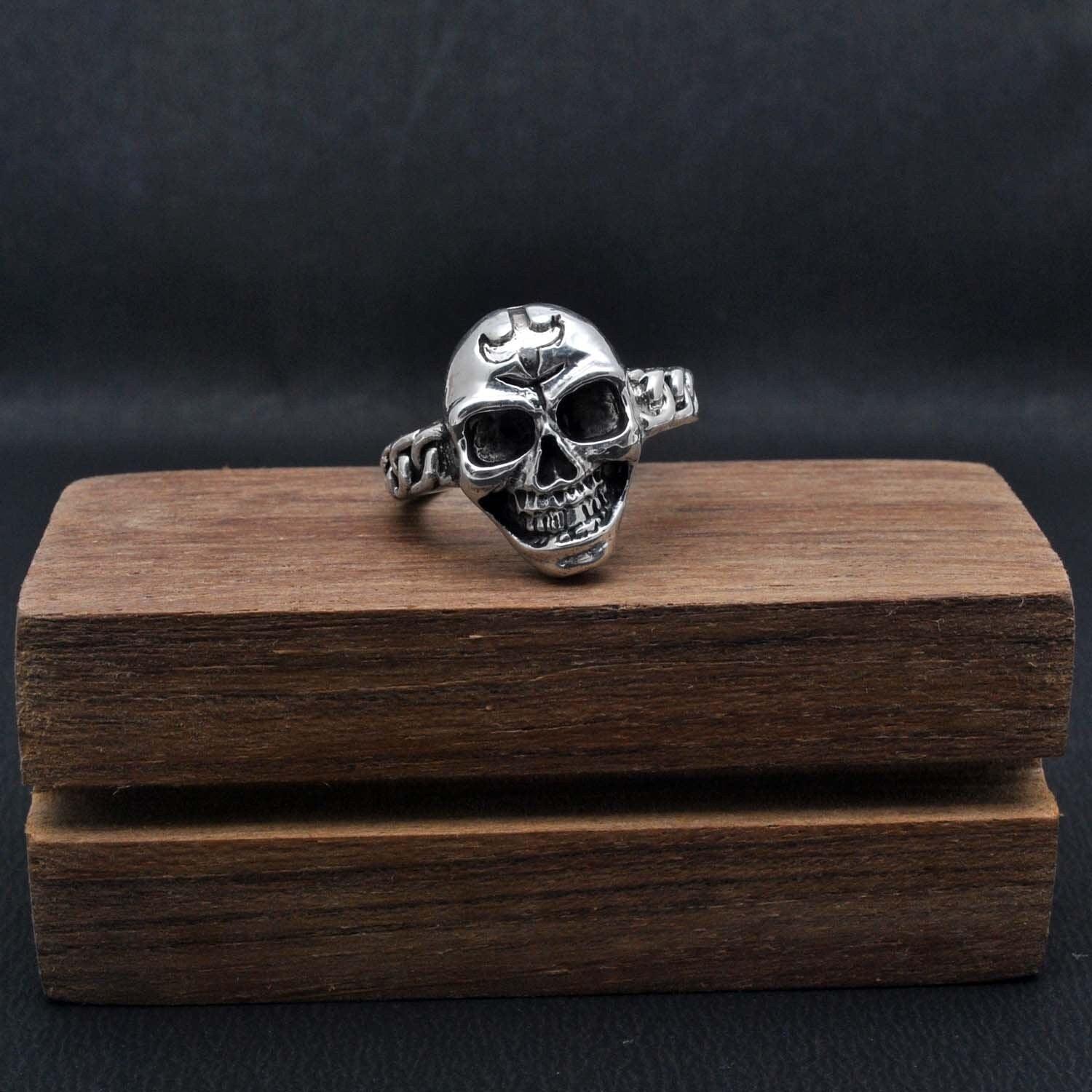 Silver Skull Ring Size 10 Halloween Jewelry - SAR Gems