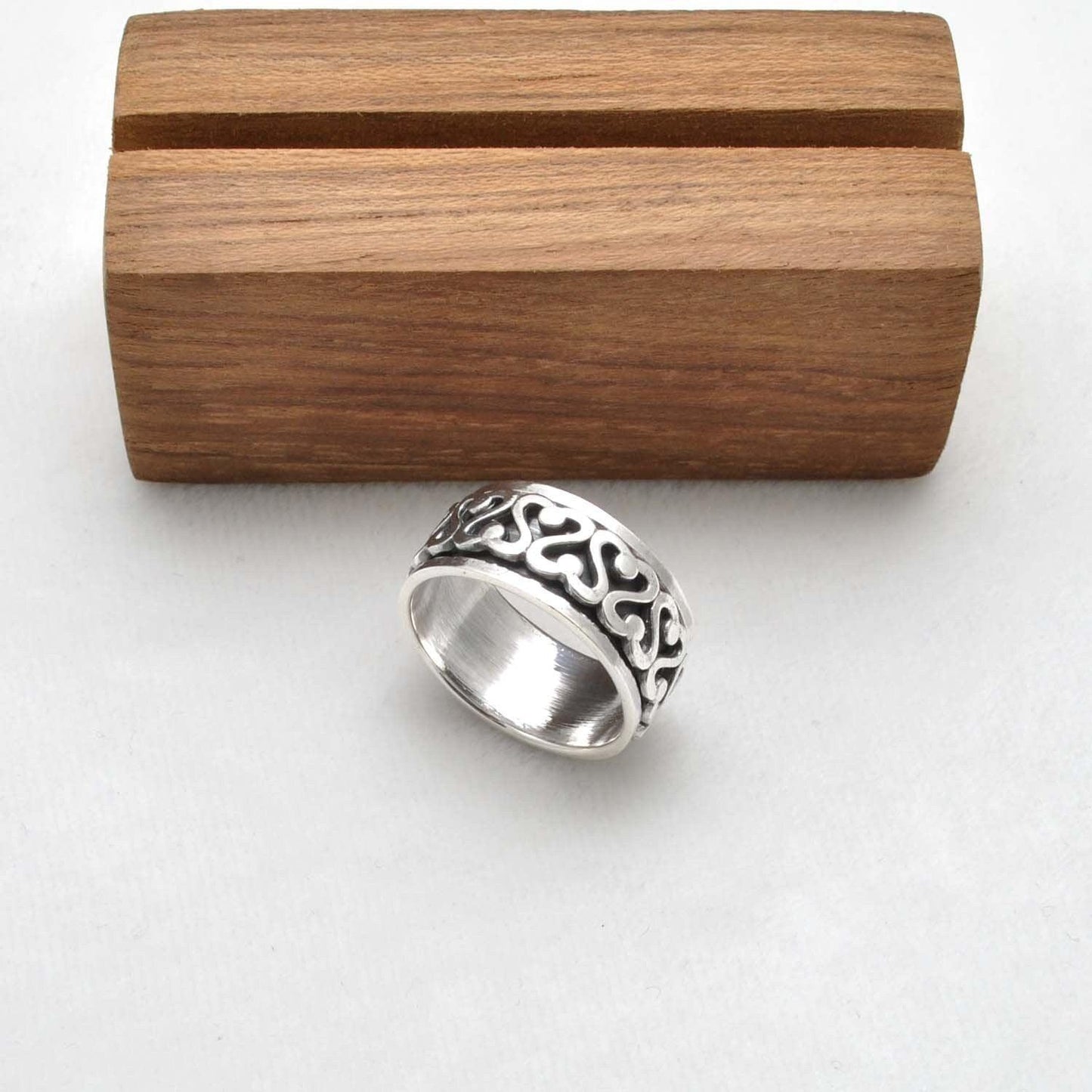 Fidget Tribal Band Spinner Ring Size 11 - SAR Gems