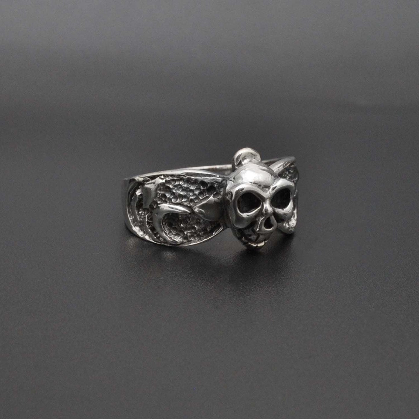 Halloween Sterling Silver Skull Ring Size 11 - SAR Gems