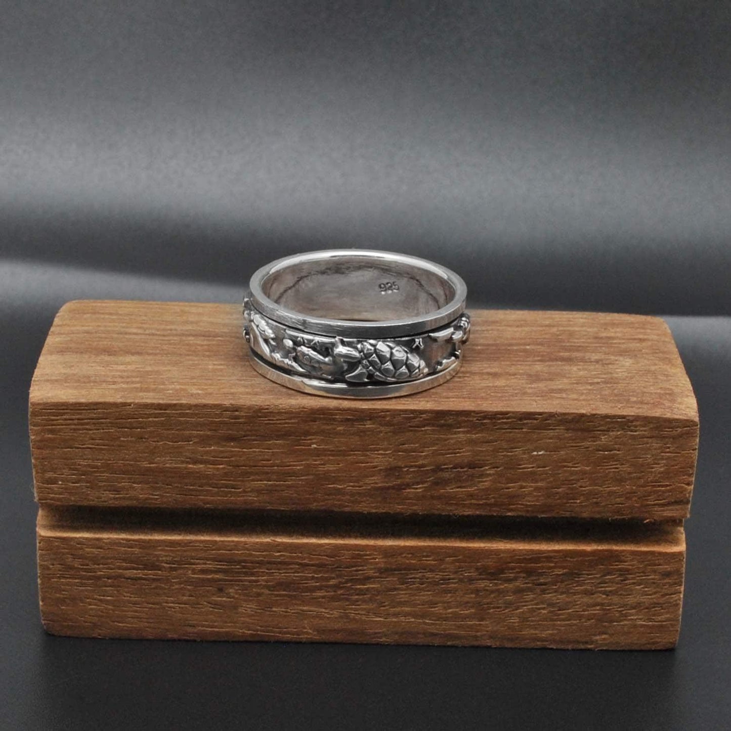 Spinner Sterling Silver Turtle Band Ring - SAR Gems