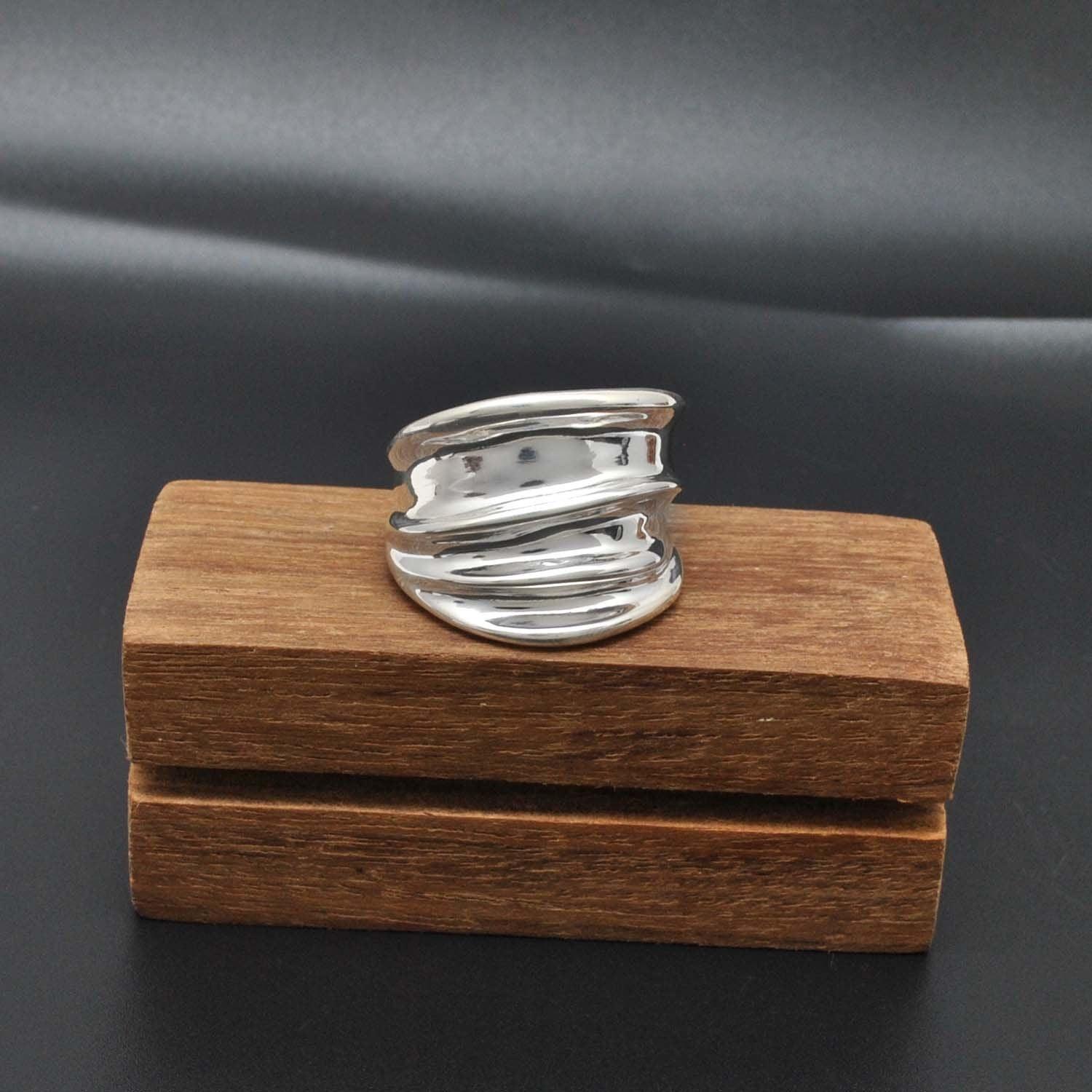 Wide Silver Chunky Wide Band Ring Size 11 - SAR Gems