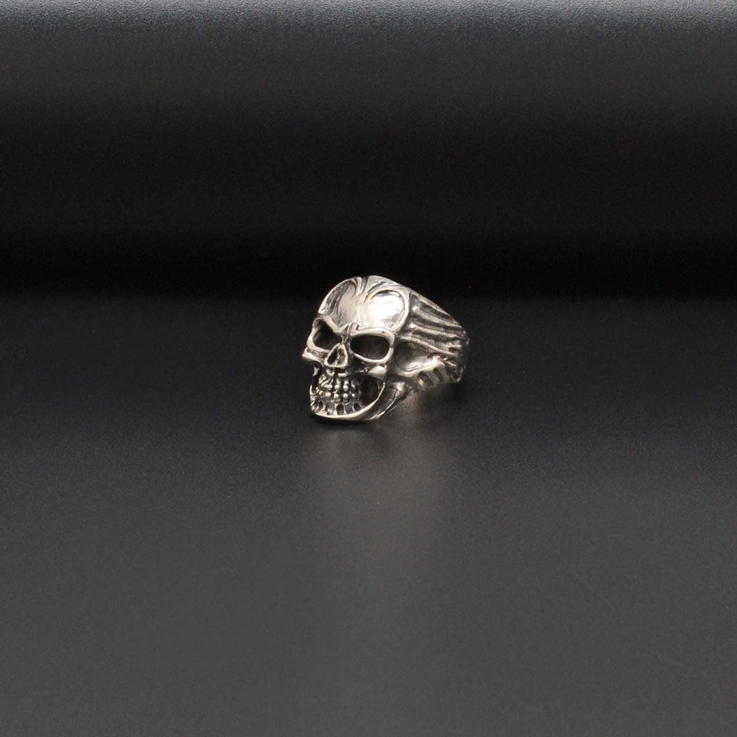 Silver Skull Ring Size 9 - SAR Gems
