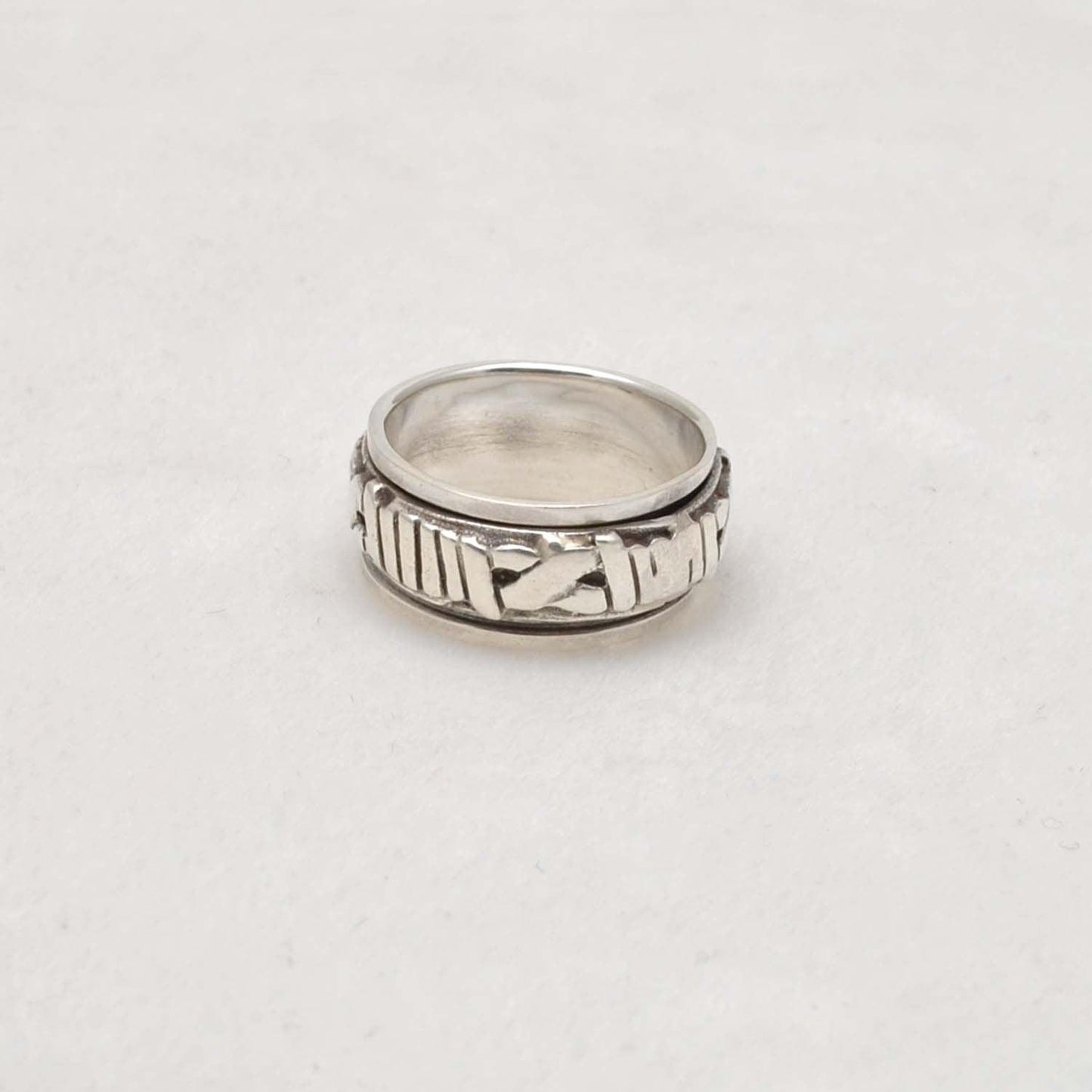 Spinner Roman numeral ring Size 8 - SAR Gems