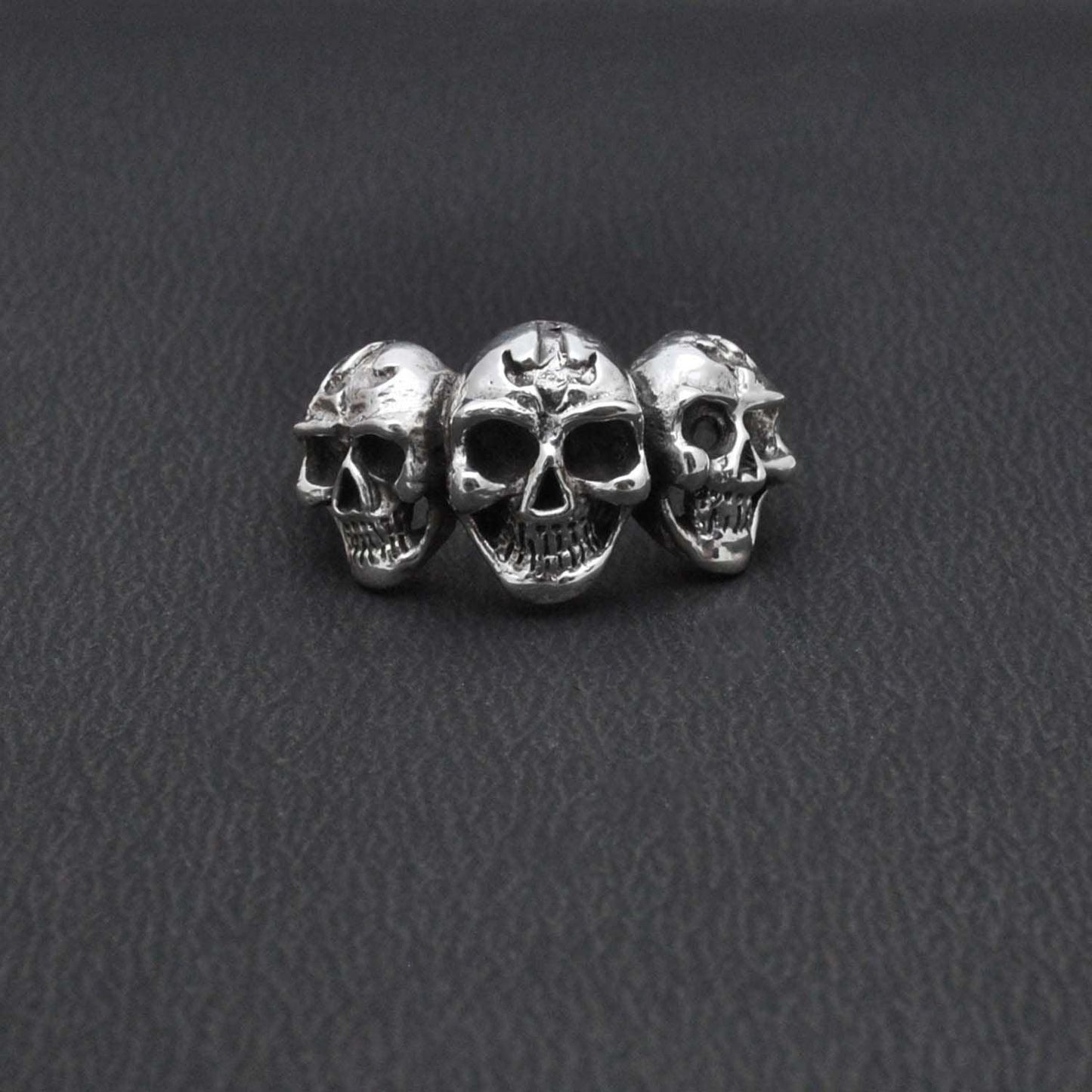 Cluster Skull Silver Ring Size 9 - SAR Gems