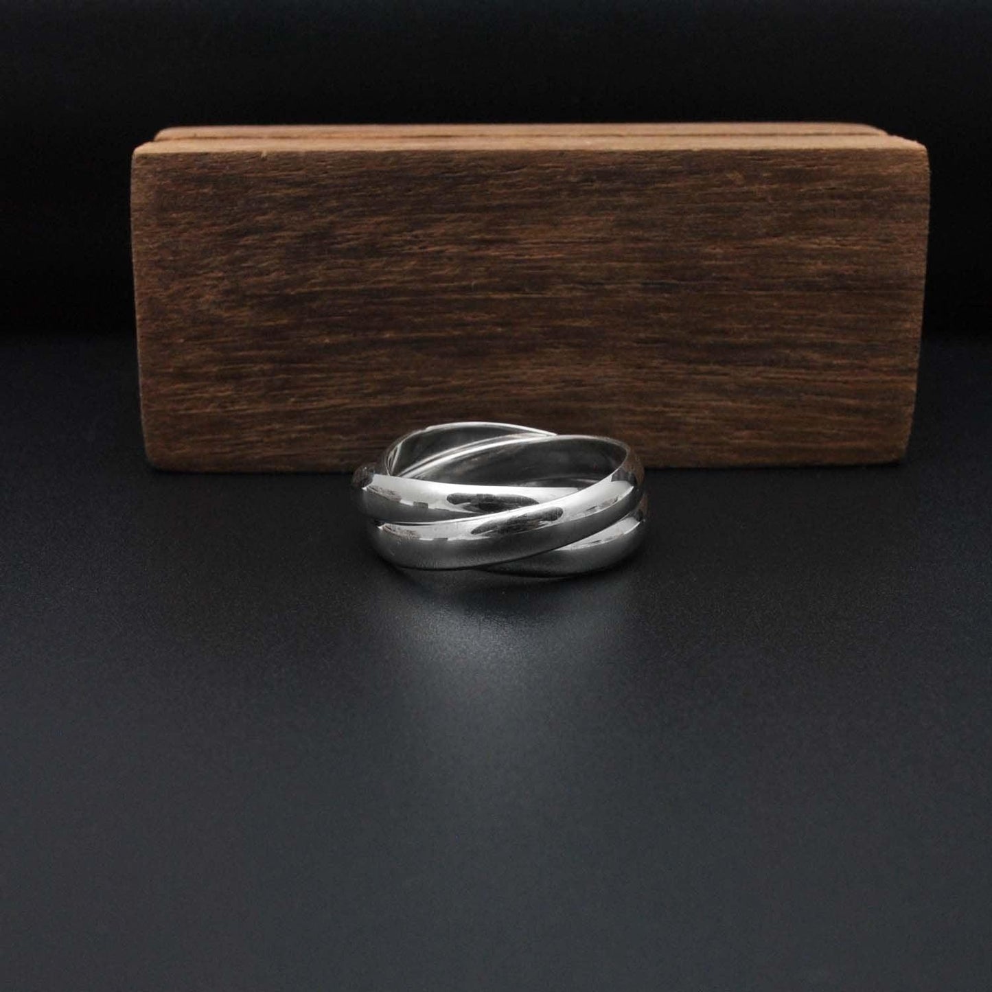 925 Silver Triple interlocked Ring Size 10 - SAR Gems